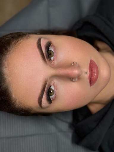 Retouche Powder Brows (4 à 8 semaines après la pose)